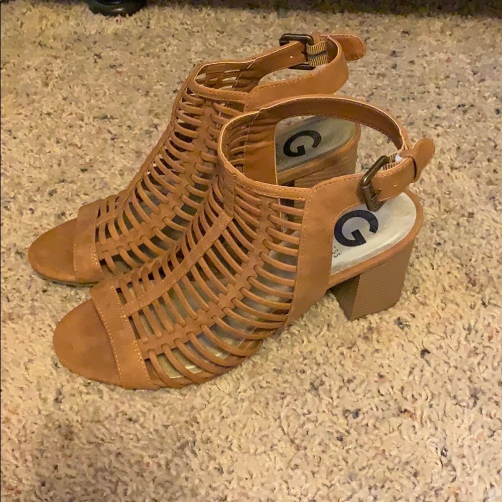 Women’s shoes
